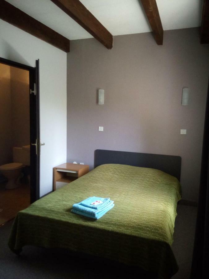 Mas Du Colombier Bed & Breakfast Saint-André-les-Alpes Dış mekan fotoğraf