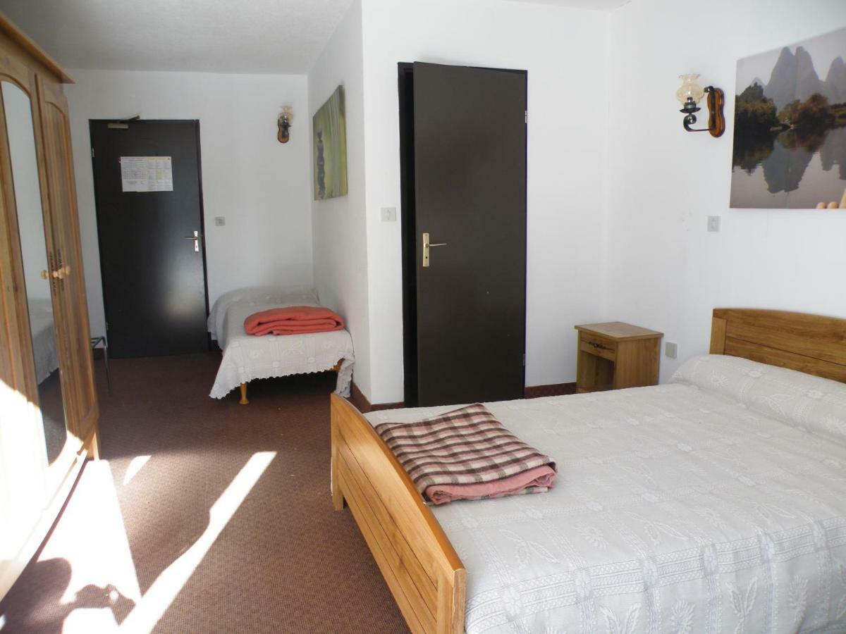 Mas Du Colombier Bed & Breakfast Saint-André-les-Alpes Dış mekan fotoğraf